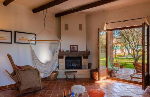 Casa com Piscina Privada em Palmela - Jardim & Estacionamento - Foto 7