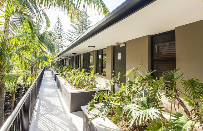 Julians Apartments - Photo 46