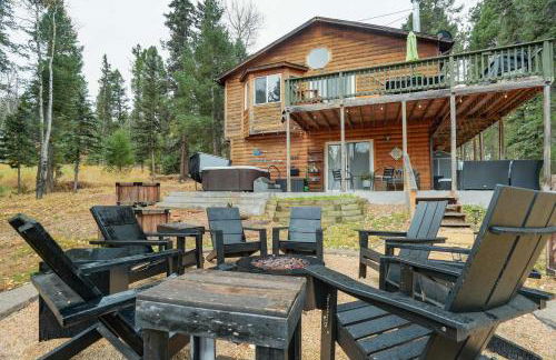 Pinetop Cabin Hot Tub BBQ Arcade Scenic Escape - Foto 1
