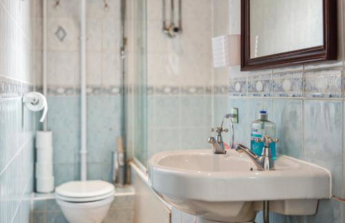 Contractors & Pets Welcome - Sleeps 1-4, less than 1 mile from M606, Ideal for Longer Stays - Foto 36