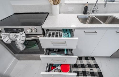 Stylish Apt with Pool and Gym near beach - Foto 32