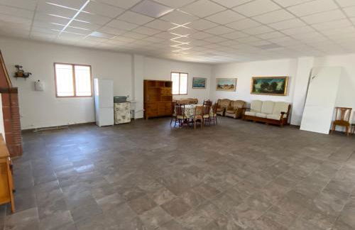 Chalet con piscina privada de 4 dormitorios Las Herrerias -cerca de Vera Playa- - Foto 9