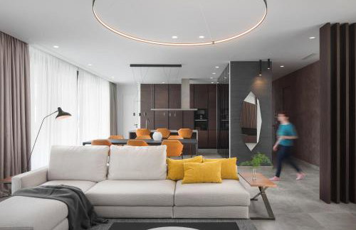 Design Villa Noble with Spa - Photo 18