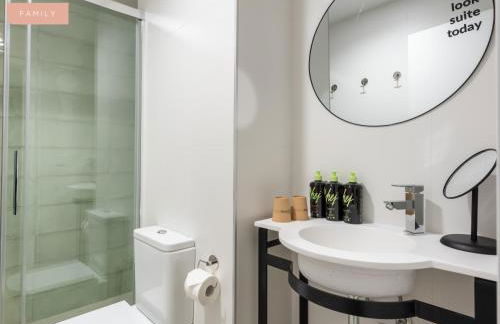 Limehome Sevilla Calle Torcuato Luca de Tena - Digital Access - Foto 12