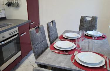 Wohnung in Oberhausen: zentral & ruhig, eigener Eingang - Foto 6