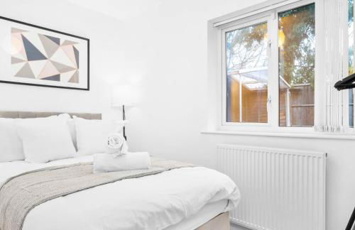 Four Bed House - Garden - Parking - Speed Wi-Fi 75CMR - Foto 29