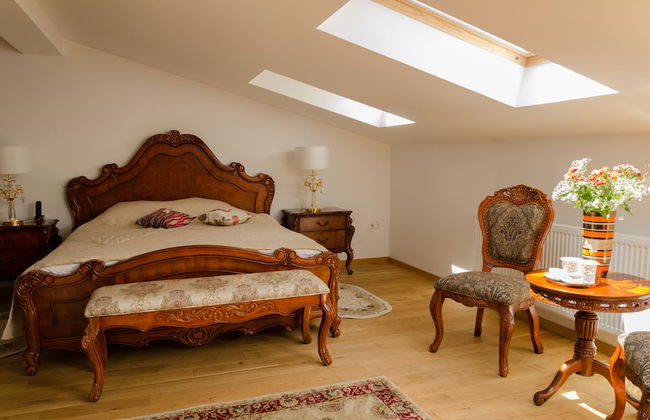 Cetatea Medievala - Foto 35