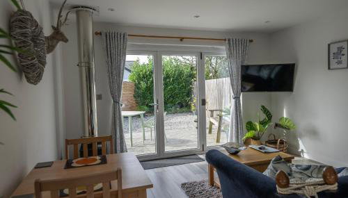 Olverstone Lodge, a beautiful Cornish lodge with wood burner & garden - Foto 3