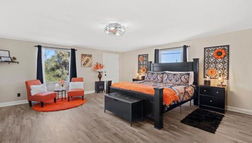 Desert Serenity in Yucca/Joshua Tree w/AC & Fire pit - Photo 2