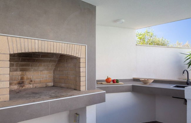 Holly - With Pool - H - Foto 30