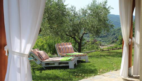 Ecolodge Selvitelle - Escape the Hectic and Submerge in the Nature of Cilento - Foto 2, Garden, sunbed, furniture
