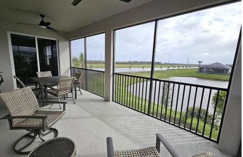 Stylish Golf Course Coach Home in Ave Maria - Photo 8