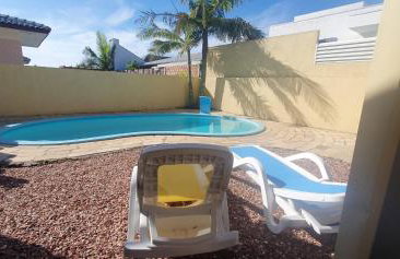 Linda casa com piscina 50m praia - Foto 17