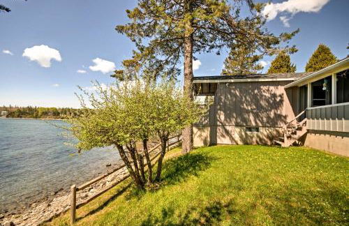 Bayfront Hancock Cottage with Beach Access and Views! - Photo 22