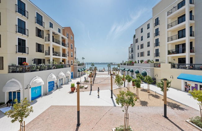 La Mer La Cote Bldg 2bdrms and Pool - Photo 32