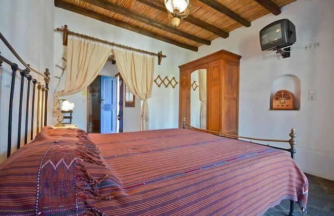 Hotel Naxos Filoxenia - Photo 12