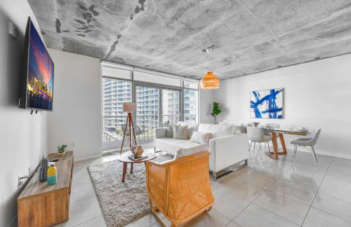 Contemporary Midtown Condo - Pool & Free Parking - Foto 8