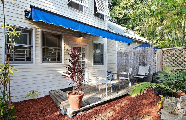 Tranquility by Avantstay Close to Duval St w/ BBQ & Shared Pool - Foto 25