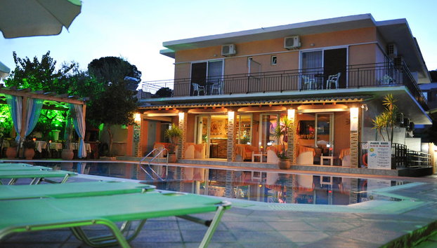 Makis Apartments - Foto 4