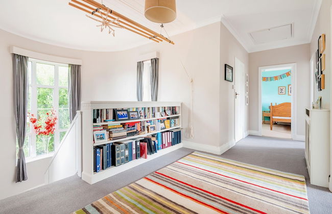 Majestic Home With Beautiful Garden in North West London by Underthedoormat - Foto 22