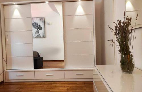 Spacious apartment near city center and the beach - Photo 15