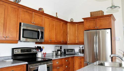 Romantic Waterfront Cottage with Private Beach & Fireplace Near Hancock, Maine - Foto 2