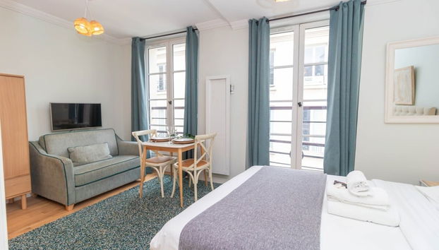 Superb and New Studio in the Center of Paris - Foto 4, Habitación