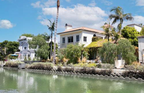 The Canal Escape - canal-front Italian villa - Foto 64