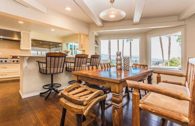 Oak Hills by Avantstay Panoramic View, Pool, Spa - Foto 20