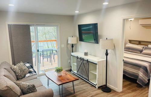 Deluxe Cabin 5 - Rogue River Resort - Foto 12