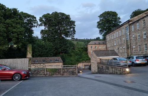 2 Bed Woodland Retreat - Garden & Free Parking - Photo 6