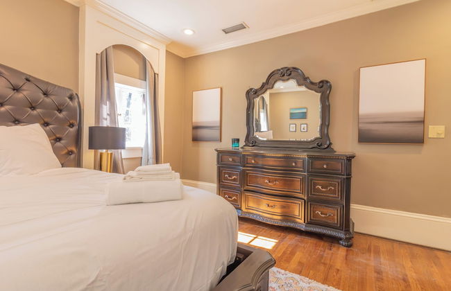 Midtown Castle - Royal in Columbus - Foto 11