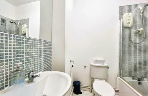 Stones Throw From The Beach - Stunning Sea View - Foto 12