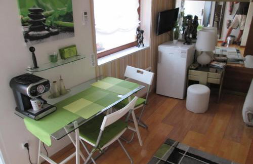 APARTMENT " Studio Green " free parking, self check-in - Foto 14