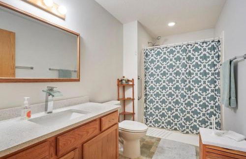 Rustic Cabin Rental with Waterfront Views on Lake Sylvia near St. Cloud, Minnesota - Foto 25