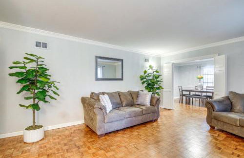 Walk to Graceland Spacious Memphis Home! - Foto 10