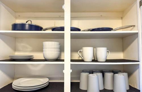 8 Large Apartments with 12 Bedrooms and Parking and WIFI - Foto 40