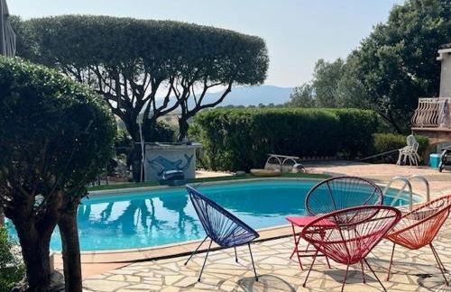 villa vue mer avec piscine et jardin arboré - Foto 8