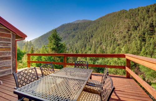 Secluded Livingston Retreat with Deck and Fire Pit! - Photo 27