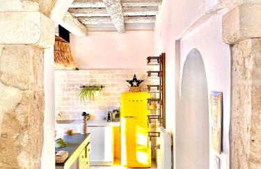 La Maison du Trident en Camargue Piscine et Jacuzzi - Foto 1