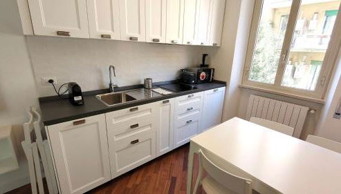 La Casa Di Elda - 2 Camere - Metro B - Foto 4, stove, dishwasher, pet friendly, toaster