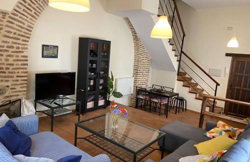 Dúplex con piscina en centro Cazalla - Photo 10