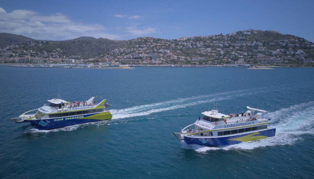 Sail along Cap Norfeu