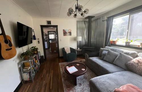 The Purple Palace - Historic Downtown BZN - Foto 10