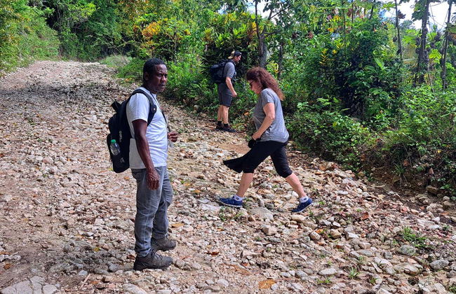 Hiking in Paraíso - Foto 4