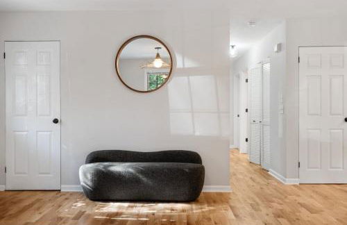 Emerald Cabin W/Hot tub, Firepit, Lake, Skiing - Foto 2