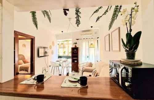 AA Guest - Victoria Center Eco Apartment - Photo 8