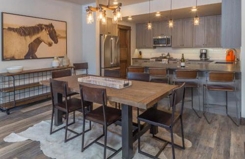 Mountain Lake Condo - Unit 102B - Foto 1