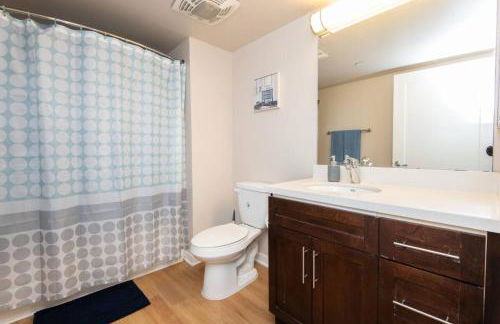 Cozy 2BR Apt in Downtown LA with Pool & Hot Tub - Foto 11