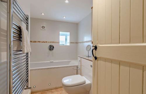 4 Bed in Low Row G0083 - Foto 19